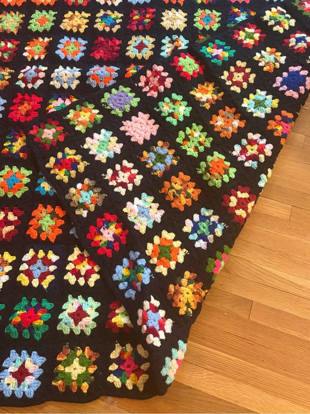 Vtg. Granny Sq. “Rosanne” Handmade Blanket - great colors & condition!!! 54”x62”